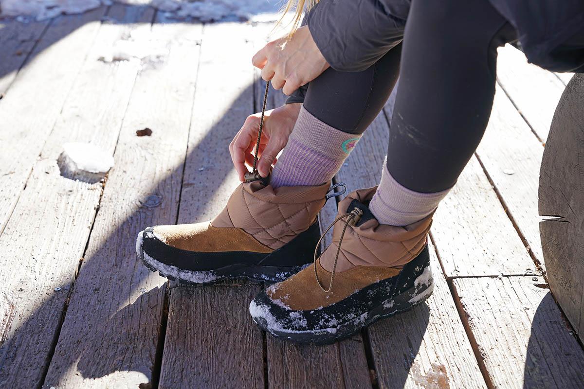 Winter boots (adjusting drawcord on Danner Cloud Cap)