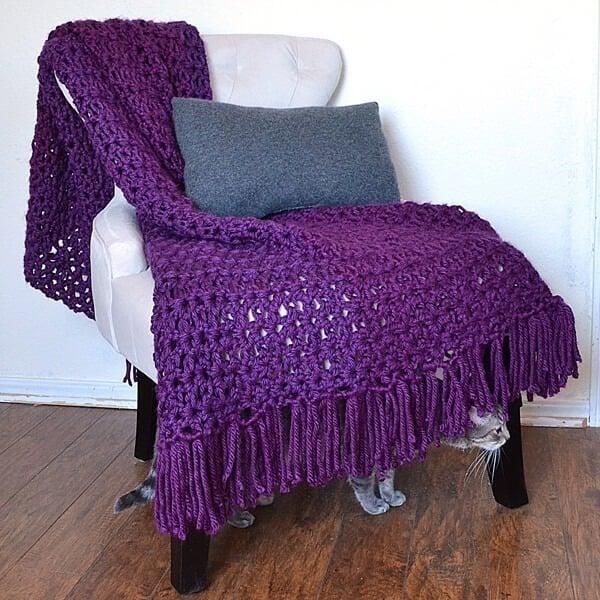 Make a gorgeous afghan with only the double crochet stitch in only 6 hours. The 6 hour afghan!