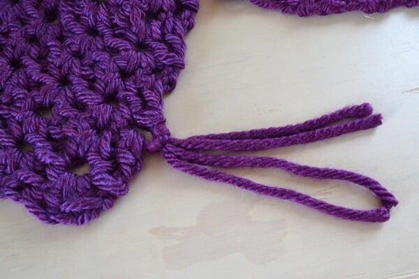 Make a gorgeous afghan with only the double crochet stitch in only 6 hours. The 6 hour afghan!