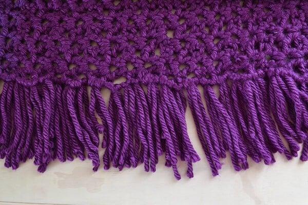 Make a gorgeous afghan with only the double crochet stitch in only 6 hours. The 6 hour afghan!