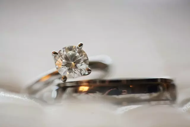 How Much is a 15 Carat Diamond Worth?