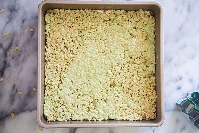 Make Christmas Rice Krispies