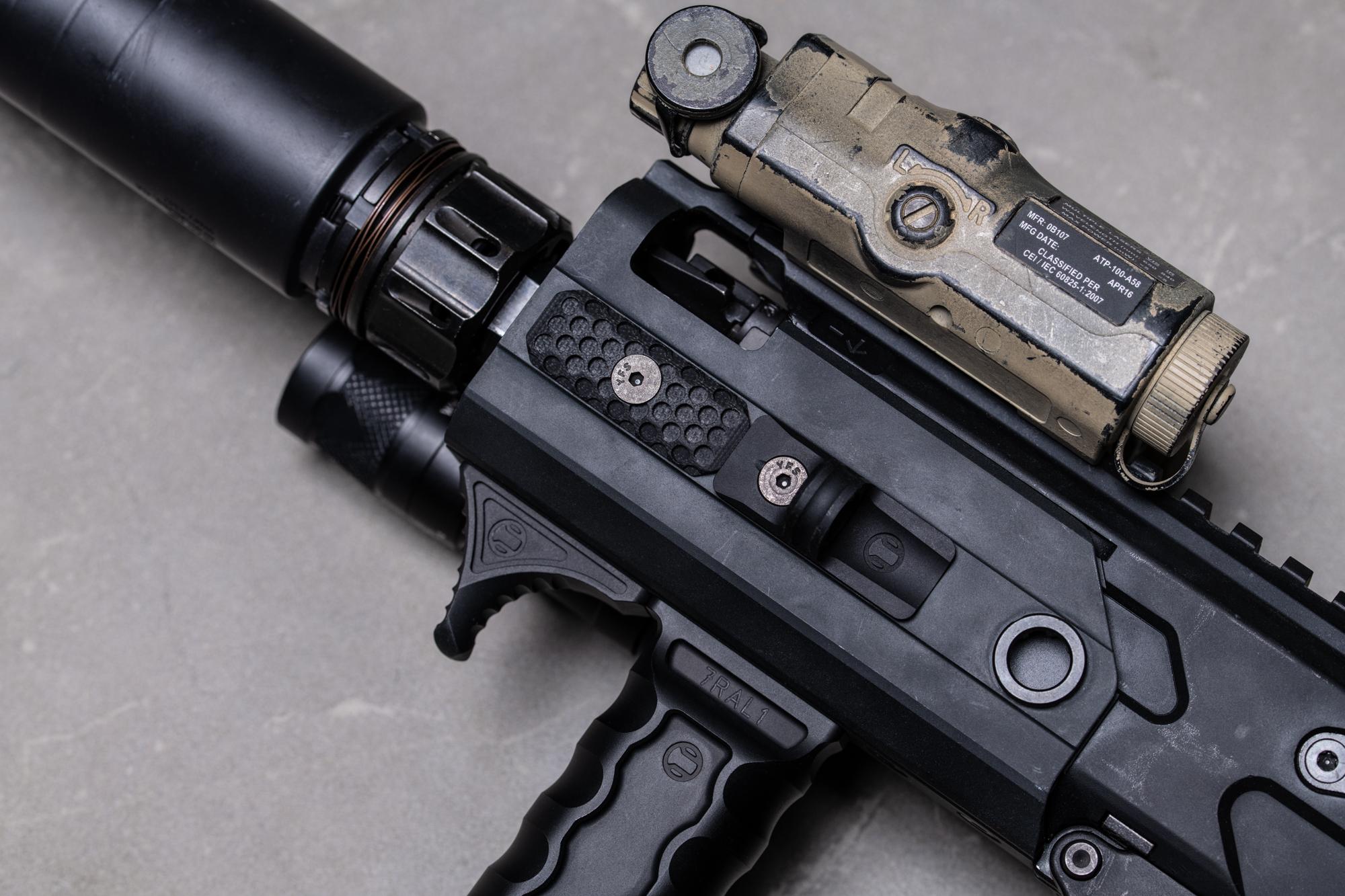 How to Install, Remove and Replace MLOK Accessories - RailScales LLC