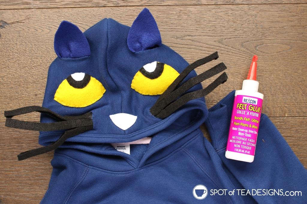 Pete the Cat Halloween Costume | spotofteadesigns.com