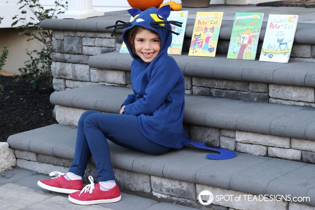 Pete the Cat DIY Hoodie Halloween Costume | Spotofteadesigns.com