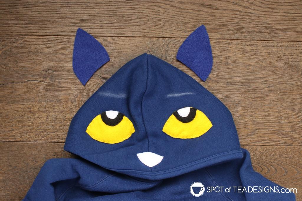 Pete the Cat Halloween Costume | spotofteadesigns.com