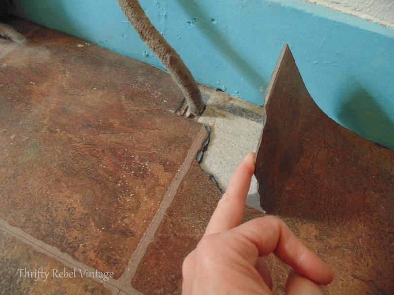 removing vinyl plank floating floor